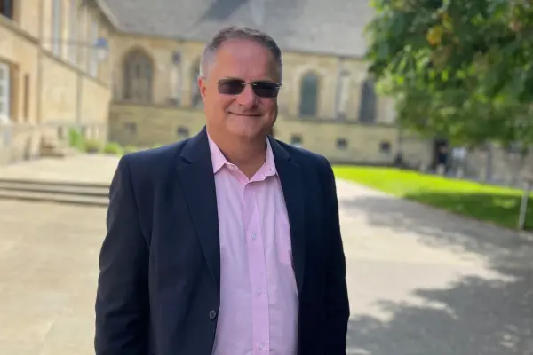 Moln&aacute;r Zolt&aacute;n Professzor &Uacute;r Oxfordban